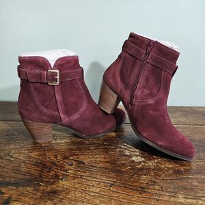 Diba Sleek‎ Burgundy Almond Toe Suede Bootie Size 9